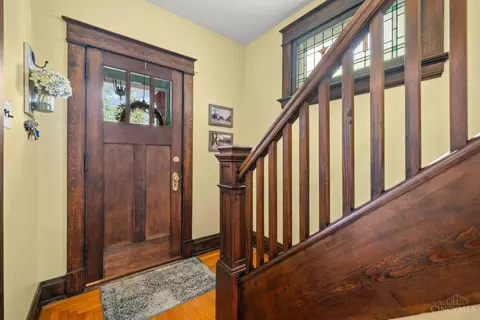 Entry Way - 3764 Drake Ave, Cincinnati, OH 45209 photo 1 of 2