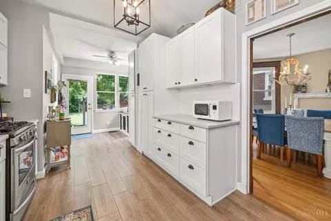 Kitchen - 3764 Drake Ave, Cincinnati, OH 45209 photo 2 of 3