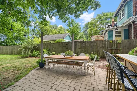 Exterior - 3764 Drake Ave, Cincinnati, OH 45209 photo 8 of 10