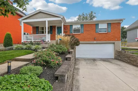 7133 Maple Ave, Madeira, OH 45243