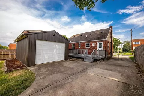 Other - 649 Maple Dr, Reading, OH 45215 photo 2 of 8