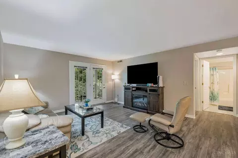 835 Neeb Rd #2, Cincinnati, OH 45233 photo 8