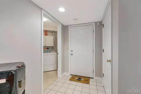 835 Neeb Rd #2, Cincinnati, OH 45233 photo 3
