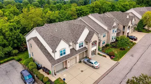 835 Neeb Rd #2, Cincinnati, OH 45233 photo 2
