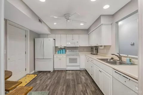 835 Neeb Rd #2, Cincinnati, OH 45233 photo 11