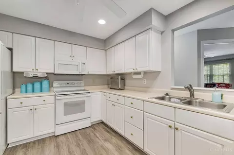 835 Neeb Rd #2, Cincinnati, OH 45233 photo 14