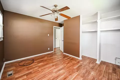 Bedroom - 4297 Williams Ave, Cincinnati, OH 45236 photo 6 of 9