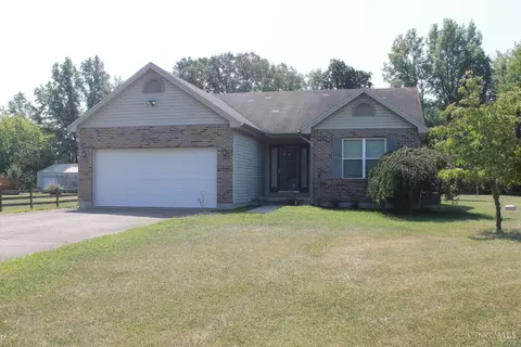8641 Waynes Way, Blanchester, OH 45107