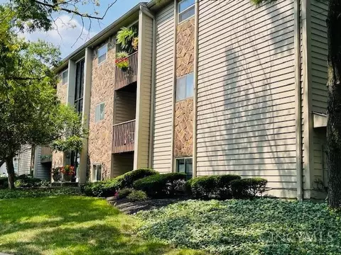 9572 Cornell Ln #27, West Chester, OH 45011