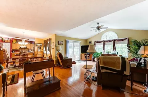 320 Nightwind Dr, Maineville, OH 45039 photo 17