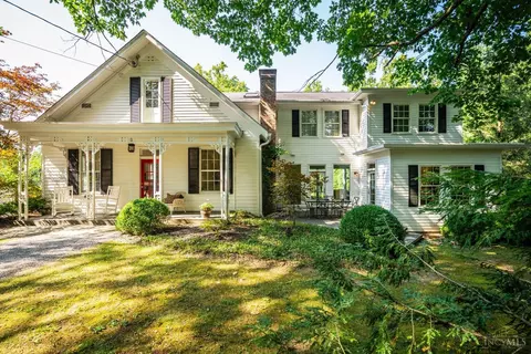 1 Given Ln, Terrace Park, OH 45174