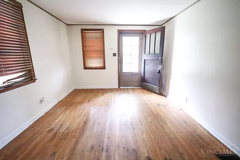 2226 Kipling Ave, Cincinnati, OH 45239 photo 2