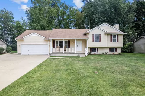 122 Aaron Dr, Mount Orab, OH 45154