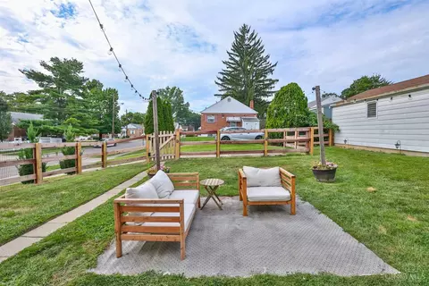 1701 Norcol Ln, Cincinnati, OH 45231 photo 16