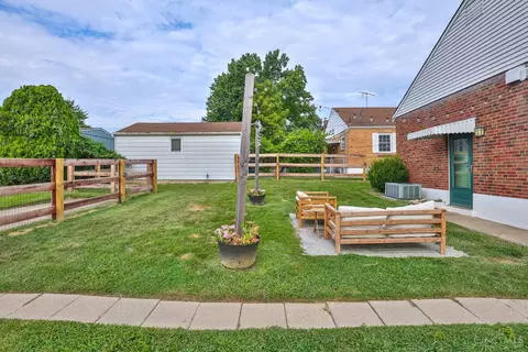 1701 Norcol Ln, Cincinnati, OH 45231 photo 17