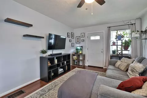 1701 Norcol Ln, Cincinnati, OH 45231 photo 6