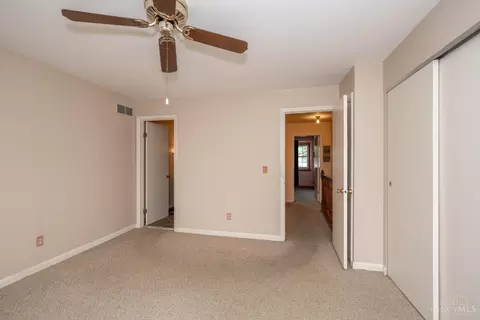 Bedroom - 9783 Bunker Hill Ln, Montgomery, OH 45242 photo 4 of 9