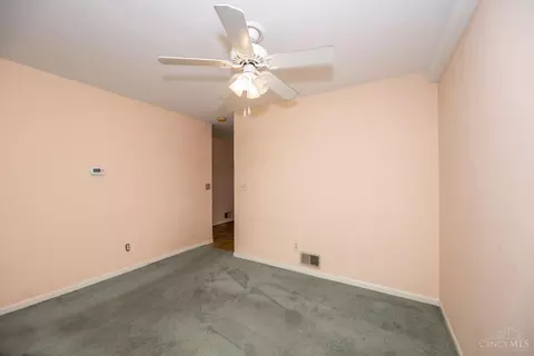 Bedroom - 9783 Bunker Hill Ln, Montgomery, OH 45242 photo 1 of 9