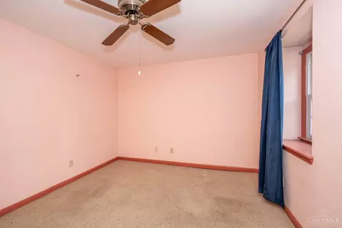 Bedroom - 9783 Bunker Hill Ln, Montgomery, OH 45242 photo 8 of 9