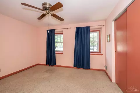 Bedroom - 9783 Bunker Hill Ln, Montgomery, OH 45242 photo 7 of 9