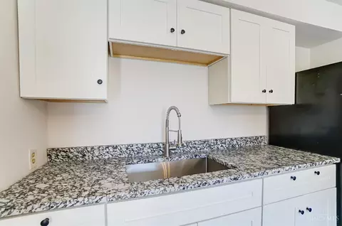 5754 Argus Rd, Cincinnati, OH 45224 photo 8