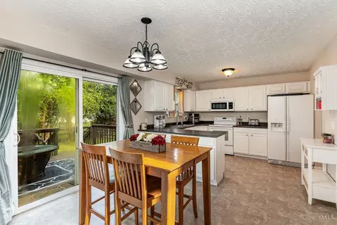 1226 Stableview Cir, Maineville, OH 45039 photo 8