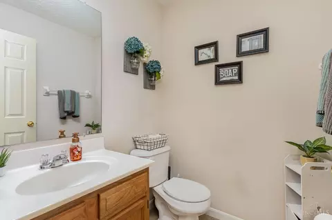 1226 Stableview Cir, Maineville, OH 45039 photo 13