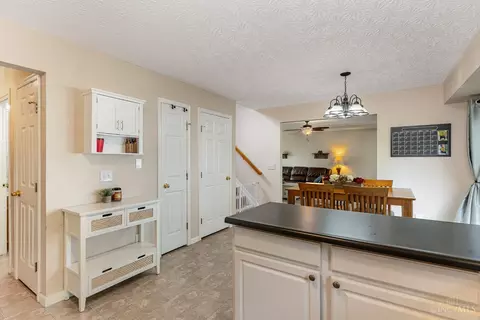1226 Stableview Cir, Maineville, OH 45039 photo 11