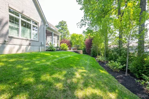 Exterior - 11162 Snider Rd, Cincinnati, OH 45249 photo 8 of 9