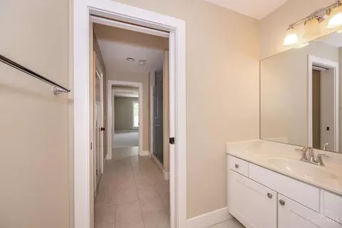 Entry Way - 11162 Snider Rd, Cincinnati, OH 45249 photo 7 of 8