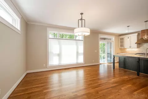 Living - 11162 Snider Rd, Cincinnati, OH 45249 photo 6 of 10