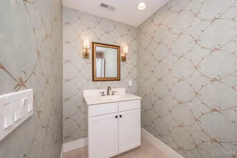 Bath - 11162 Snider Rd, Cincinnati, OH 45249 photo 4 of 7