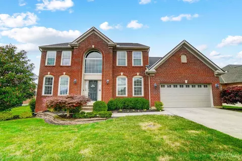 304 Newpine Dr, Cleves, OH 45002