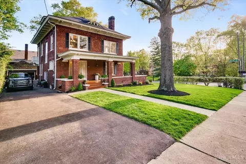Exterior - 3203 Observatory Ave, Cincinnati, OH 45208 photo 2 of 4
