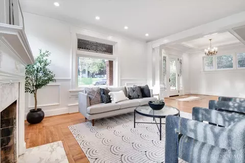 Living - 3203 Observatory Ave, Cincinnati, OH 45208 photo 2 of 2