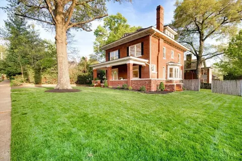 3203 Observatory Ave, Cincinnati, OH 45208