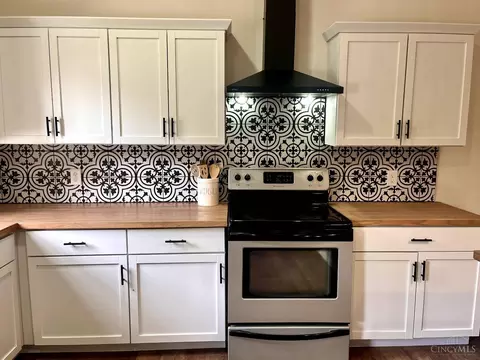 Kitchen - 398 Third St, Williamsburg, OH 45176 photo 4 of 5