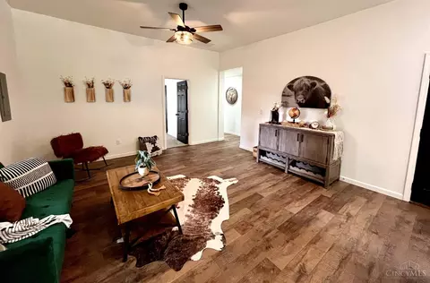Living - 398 Third St, Williamsburg, OH 45176 photo 2 of 3