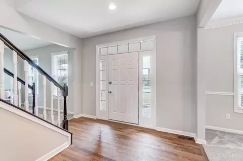 Entry Way - 838 Dorgene Ln, Cincinnati, OH 45244 photo 1 of 5