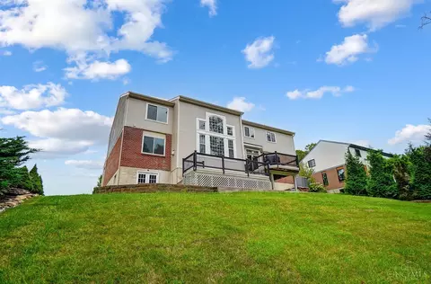 Exterior - 838 Dorgene Ln, Cincinnati, OH 45244 photo 8 of 14