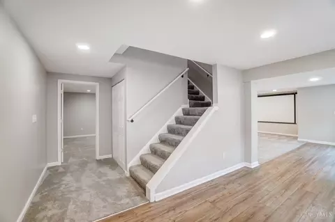 Entry Way - 838 Dorgene Ln, Cincinnati, OH 45244 photo 5 of 5