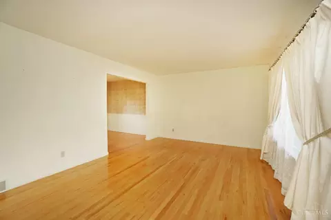 7919 Hoy Ct, Mount Healthy, OH 45231 photo 5