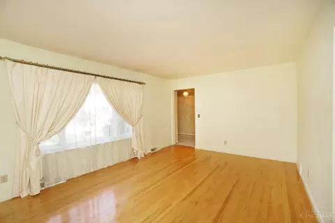 7919 Hoy Ct, Mount Healthy, OH 45231 photo 6