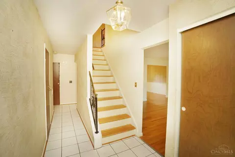 7919 Hoy Ct, Mount Healthy, OH 45231 photo 4