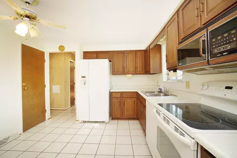 7919 Hoy Ct, Mount Healthy, OH 45231 photo 10