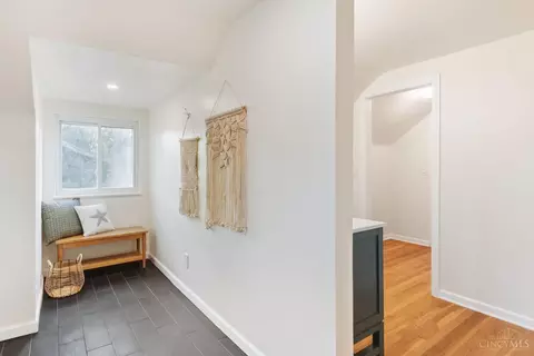 6036 Pawnee Dr, Cincinnati, OH 45224 photo 10