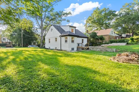 6036 Pawnee Dr, Cincinnati, OH 45224 photo 3