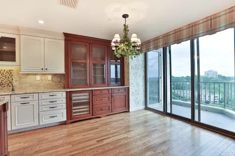 1201 Edgecliff Pl #1111, Cincinnati, OH 45206 photo 19