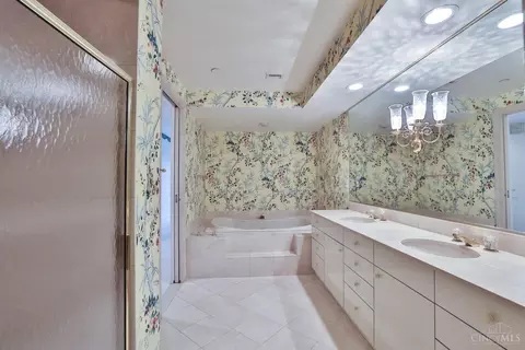 1201 Edgecliff Pl #1111, Cincinnati, OH 45206 photo 23