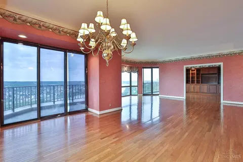 1201 Edgecliff Pl #1111, Cincinnati, OH 45206 photo 14